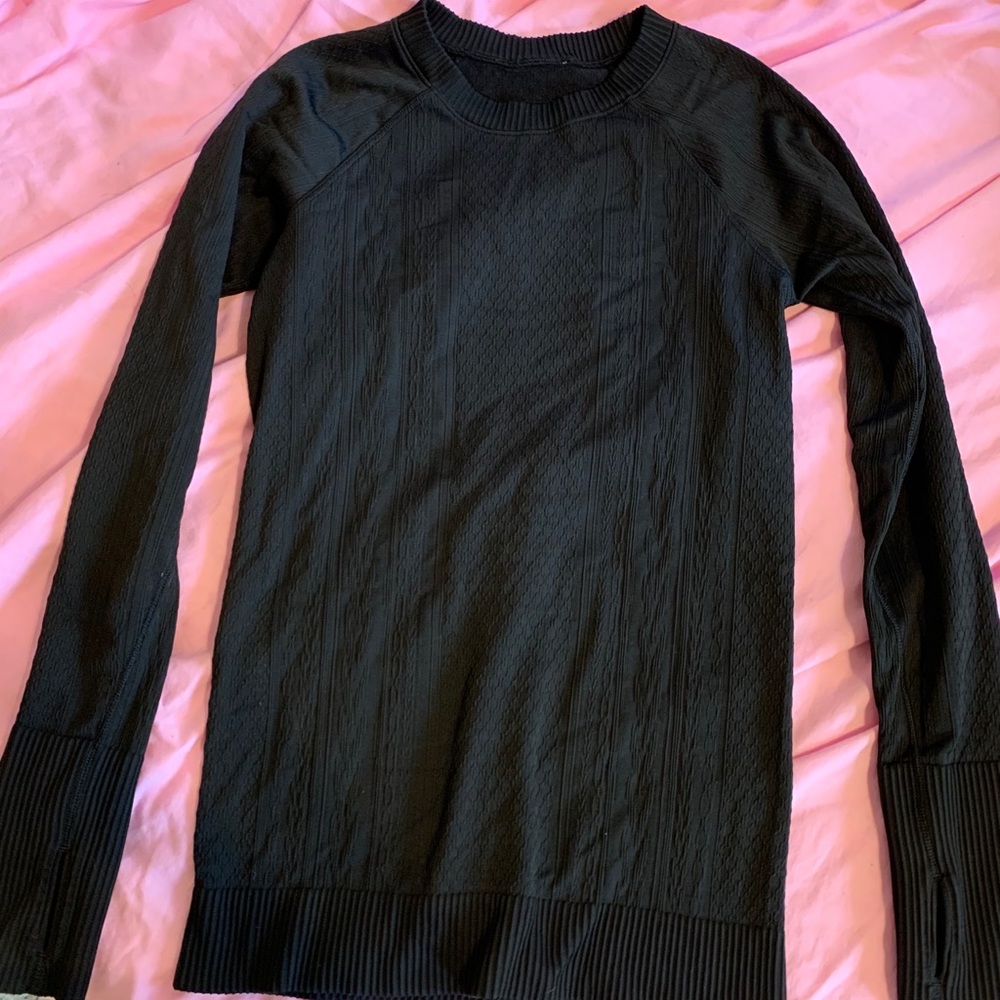 Long sleeve lululemon shirt
